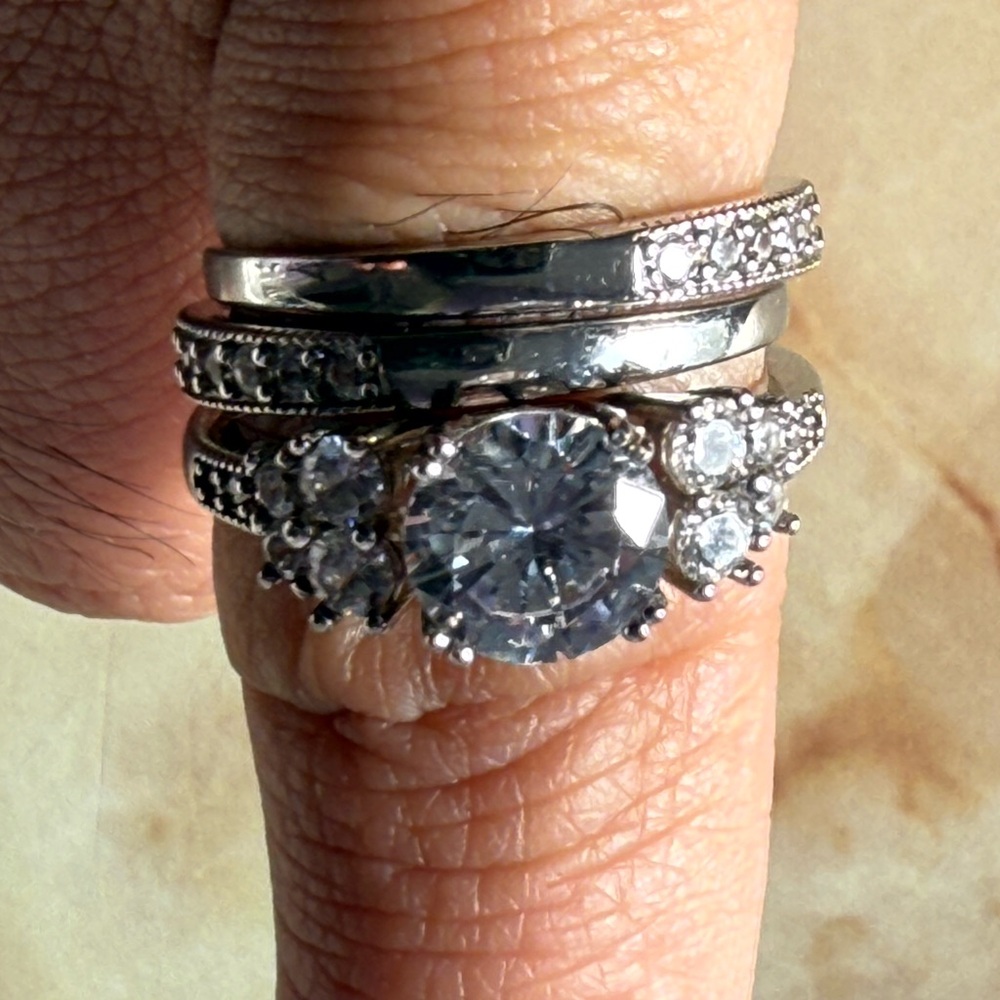 Elegant Silver Ring Set